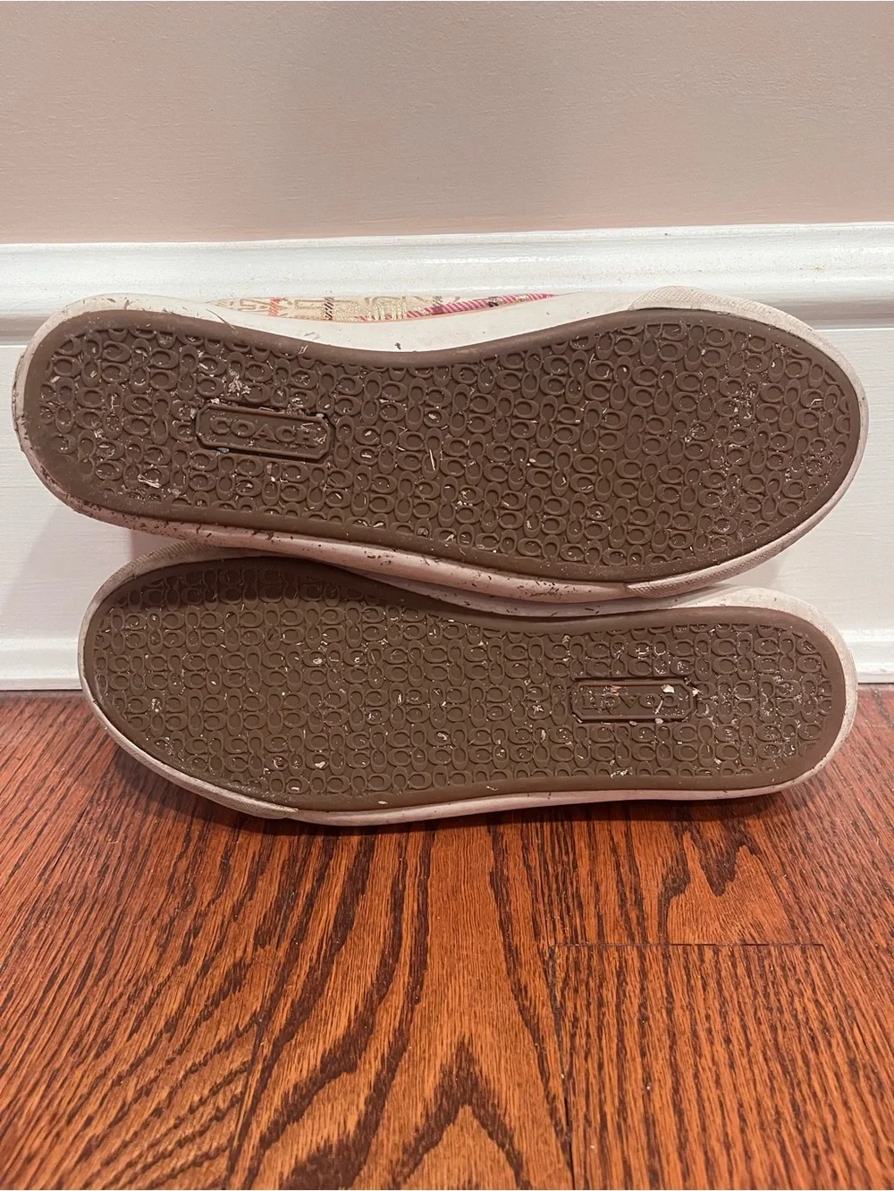 Coach Lowline Signature Canvas Sneakers size 9 B